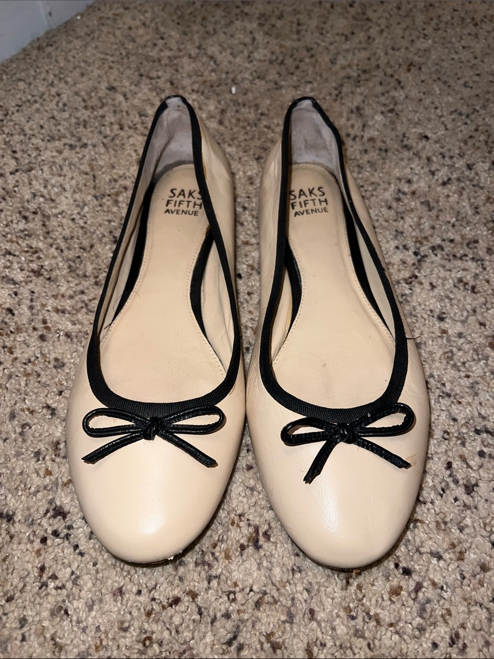 Saks Fifth Avenue Cream Ballet Flats with Black Trim - Size 9M